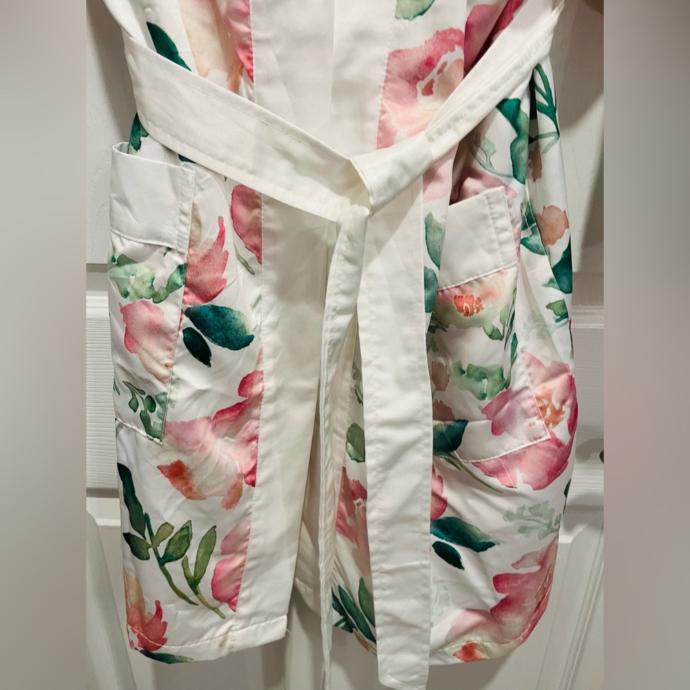 Floral Satin Robe - Picture 2 of 6